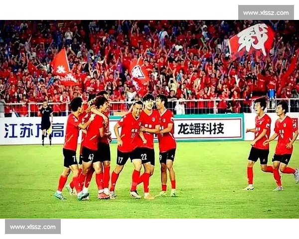 连云港苏超试训启动，重庆学子焦煜桀：跨越千里的足球梦